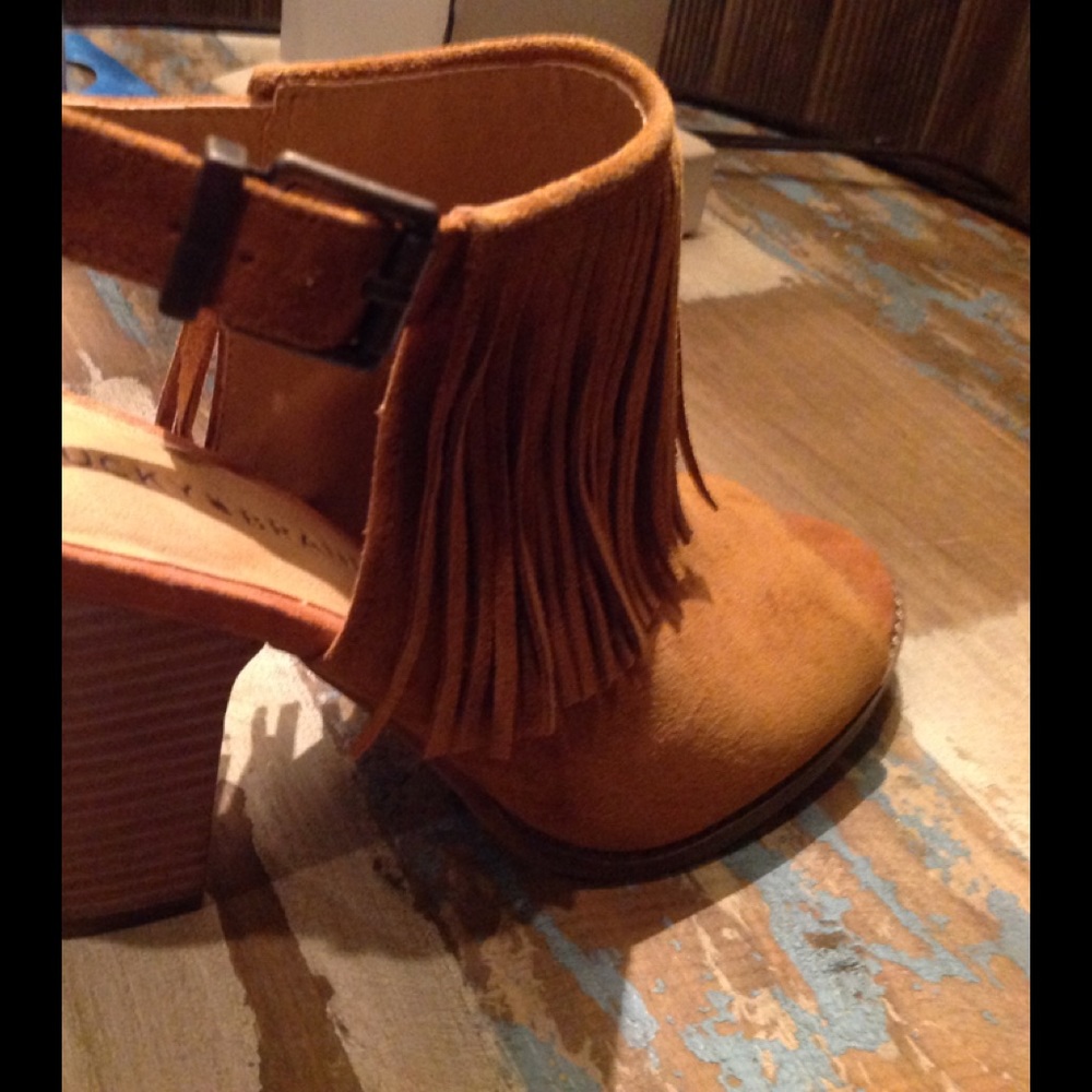 Lucky brand suede booties